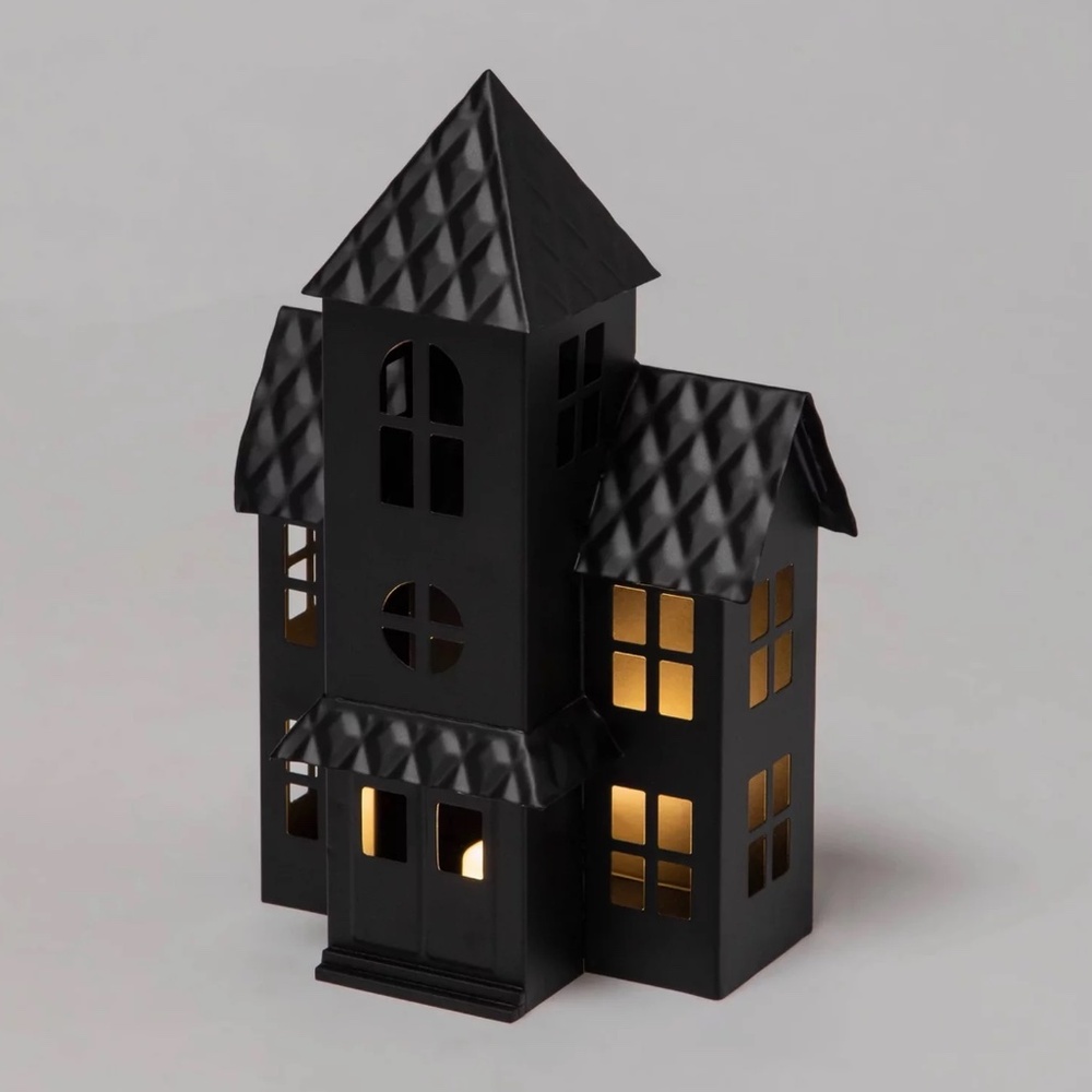 Lit Metal Haunted Mansion Halloween Metal House - Hyde & EEK!